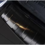SkodaLachschutz48.jpg Ladekantenschutz Edelstahl passend für Skoda Octavia III Combi ab 3/2017-2/2020 (Facelift) (anthrazit)