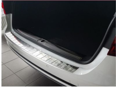 Ladekantenschutz Edelstahl passend für VW Golf 5/6 Variant ab 2007
